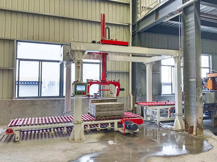 路沿石上（shàng）下料機（夾式款）