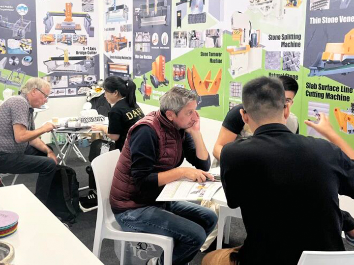 智領（lǐng）未來 | 達（dá）鋒機械2025意大利（lì）維羅納國際石材展圓滿收官